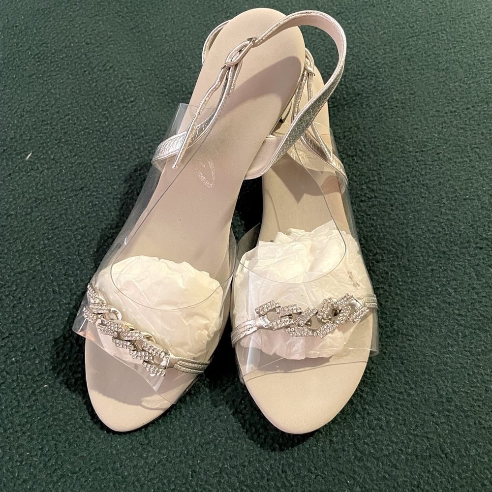 Onex “Lucie” shoes